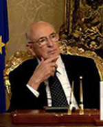 Domani il Presidente della Repubblica Napolitano consegnerà la bandiera italiana ad Antonio Rossi